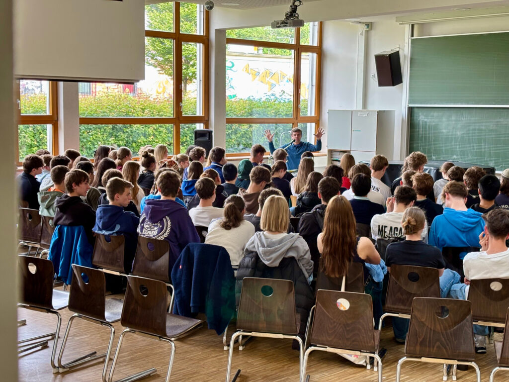 Leselenz am SGU im Mai 2025